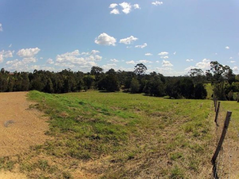 37 Edinburgh Court, East Deep Creek QLD 4570