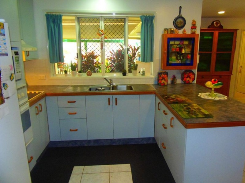 14 Price Street, Tiaro QLD 4650