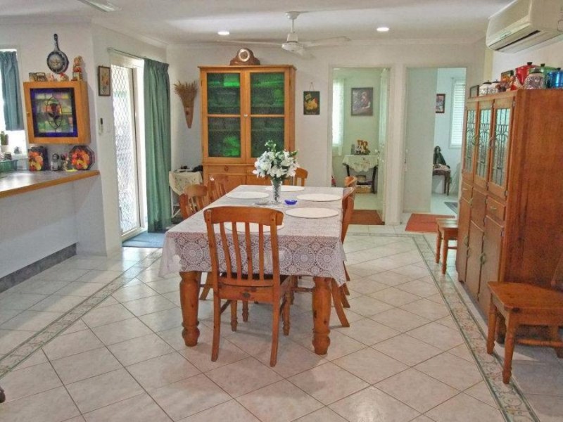 14 Price Street, Tiaro QLD 4650