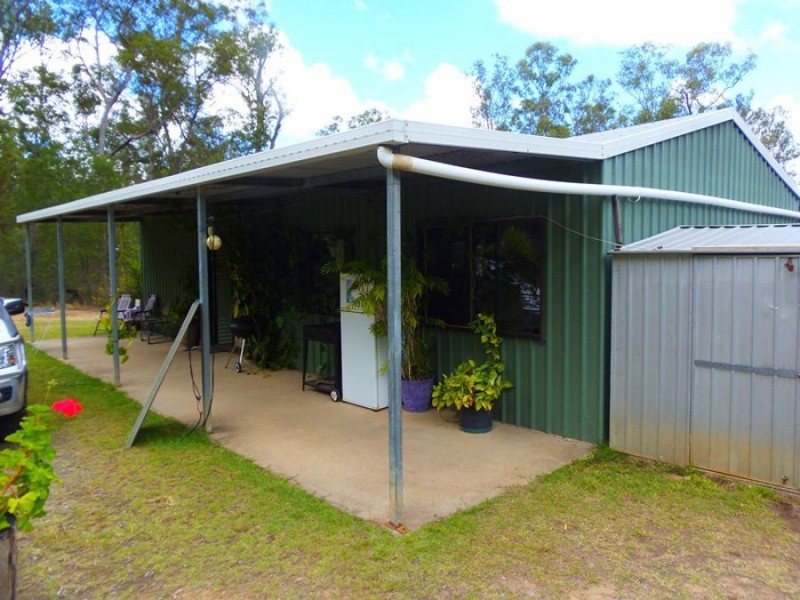 251 Paterson Road East, Paterson QLD 4570