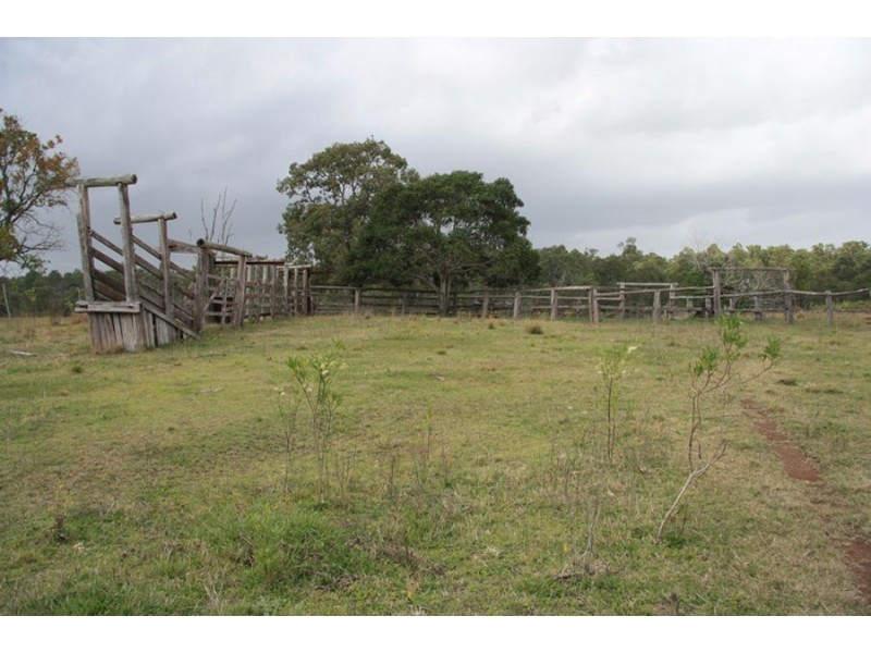 Glenwood QLD 4570