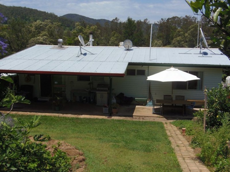 34 Colburn Road, Upper Kandanga QLD 4570