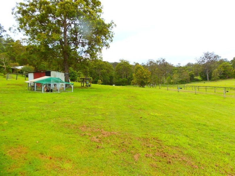 35 Mahers Road, Cooran QLD 4569