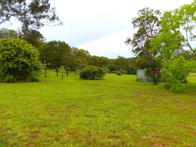 35 Mahers Road, Cooran QLD 4569