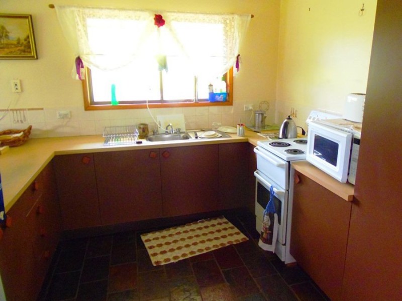 35 Mahers Road, Cooran QLD 4569