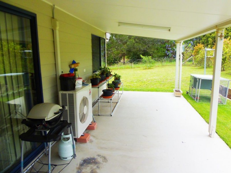 11 Running Creek Road, Kilkivan QLD 4600
