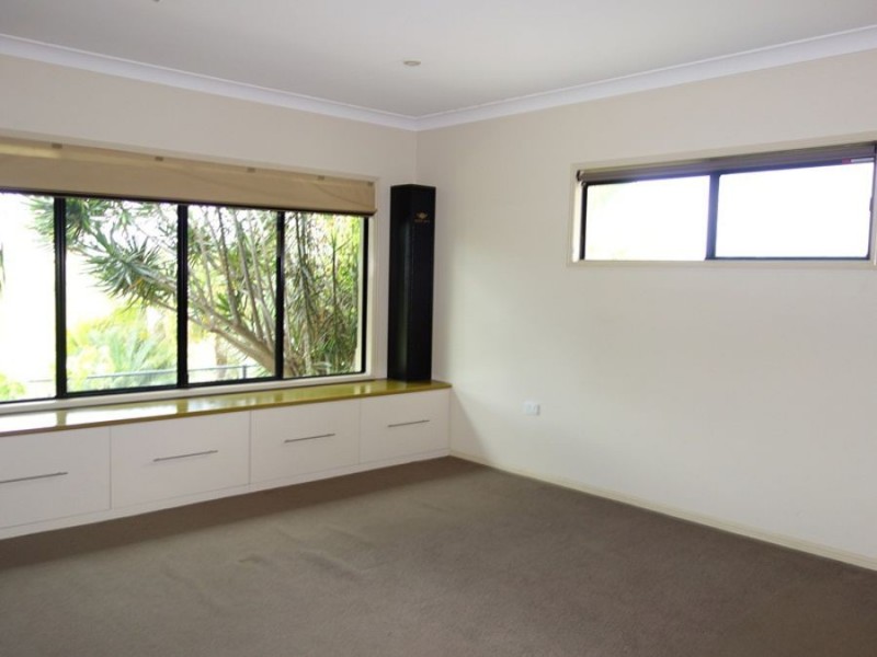 14 Wacal Road, Mothar Mountain QLD 4570