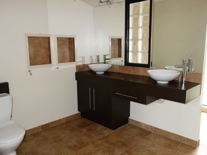 14 Wacal Road, Mothar Mountain QLD 4570