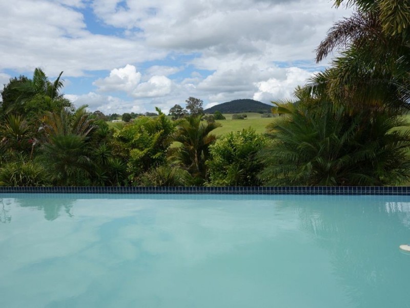 14 Wacal Road, Mothar Mountain QLD 4570