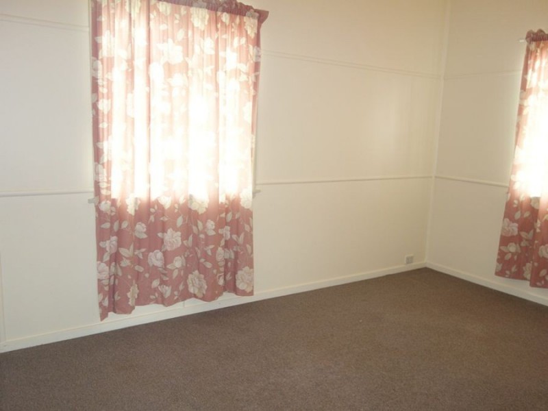 1 Rose Street, Kilkivan QLD 4600