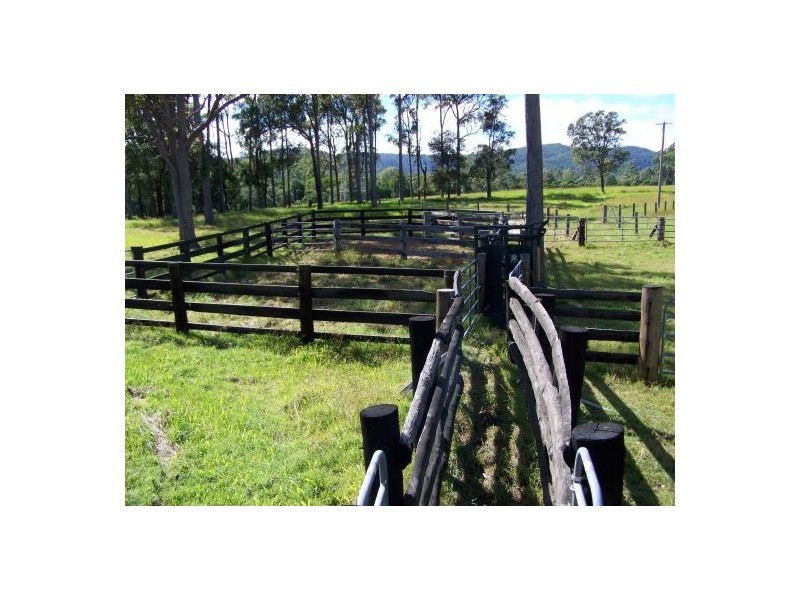 Tandur QLD 4570