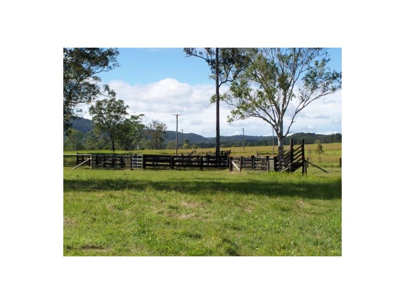 Tandur QLD 4570