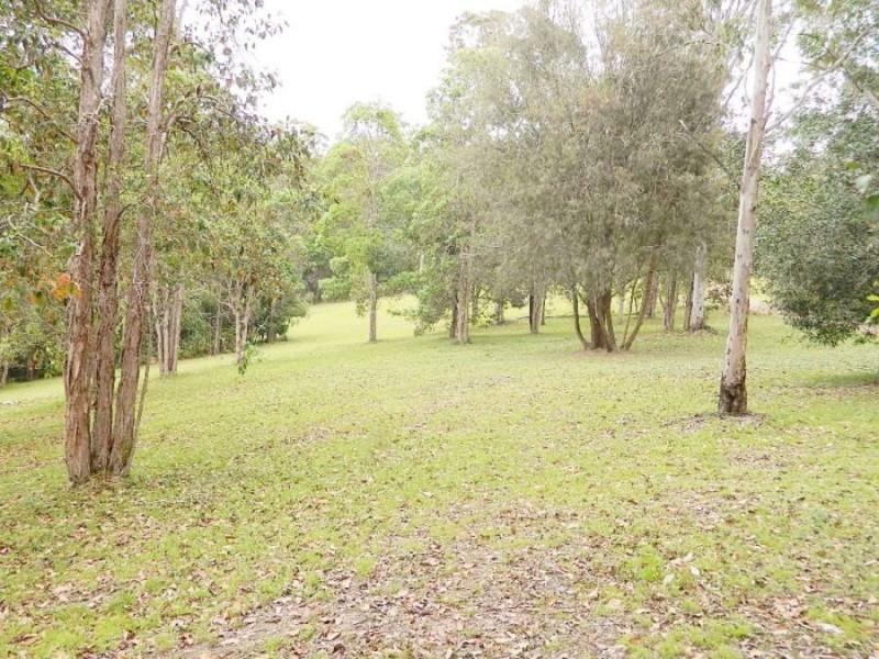 2034 Noosa Road, Traveston QLD 4570