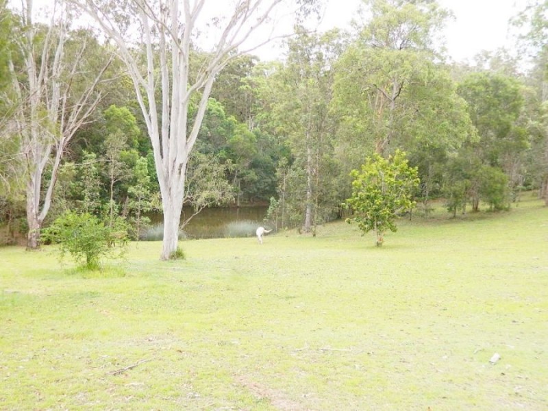 2034 Noosa Road, Traveston QLD 4570