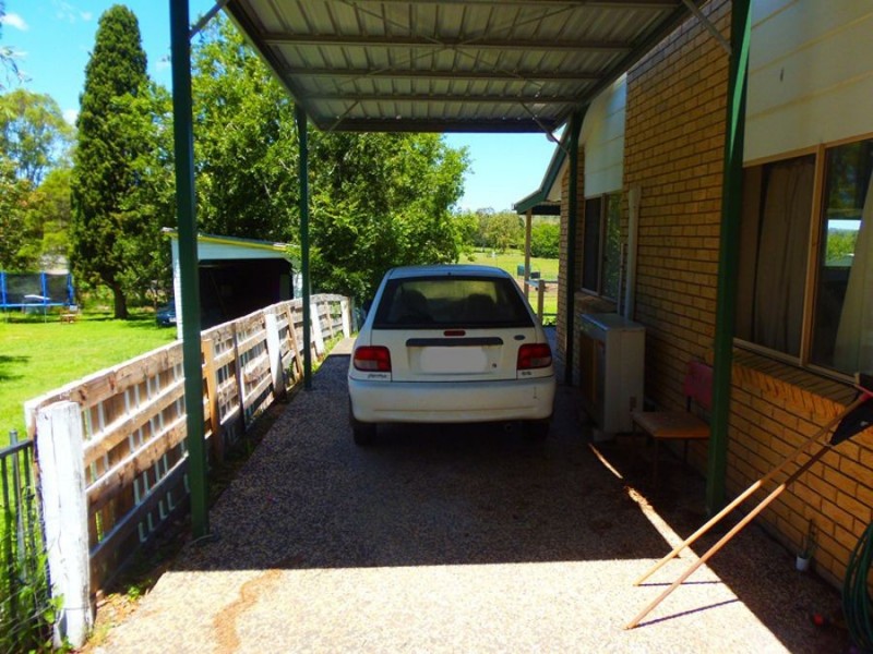 42 Barnes Street, Goomeri QLD 4601