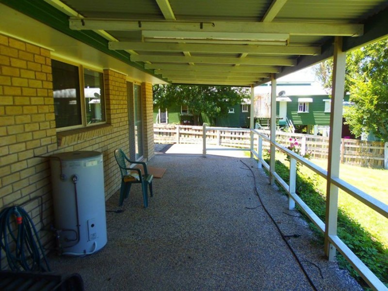 42 Barnes Street, Goomeri QLD 4601