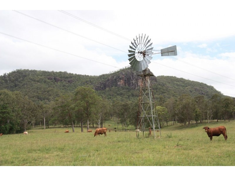 Brooloo QLD 4570