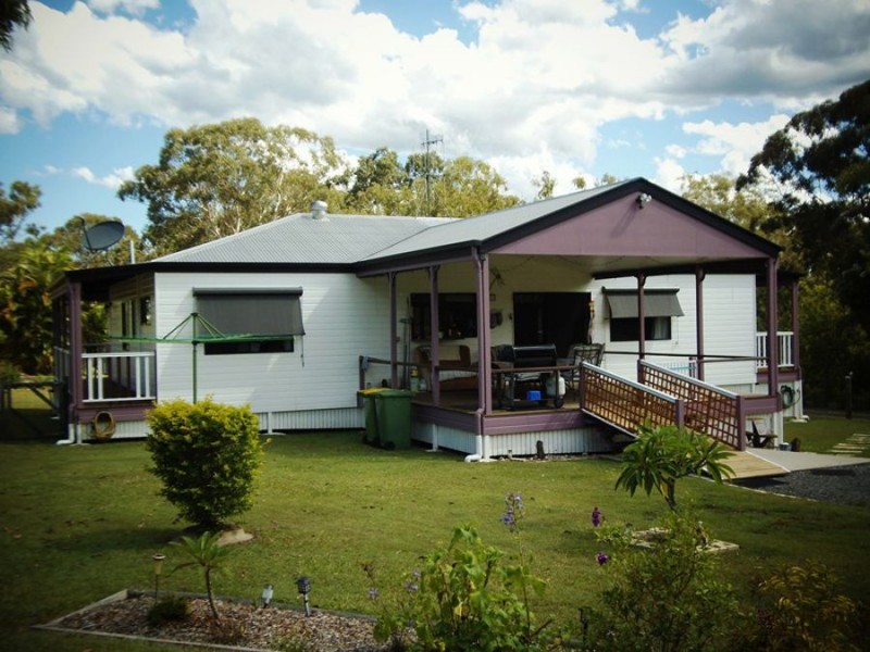 11 Mayflower Avenue, Cooloola Cove QLD 4580