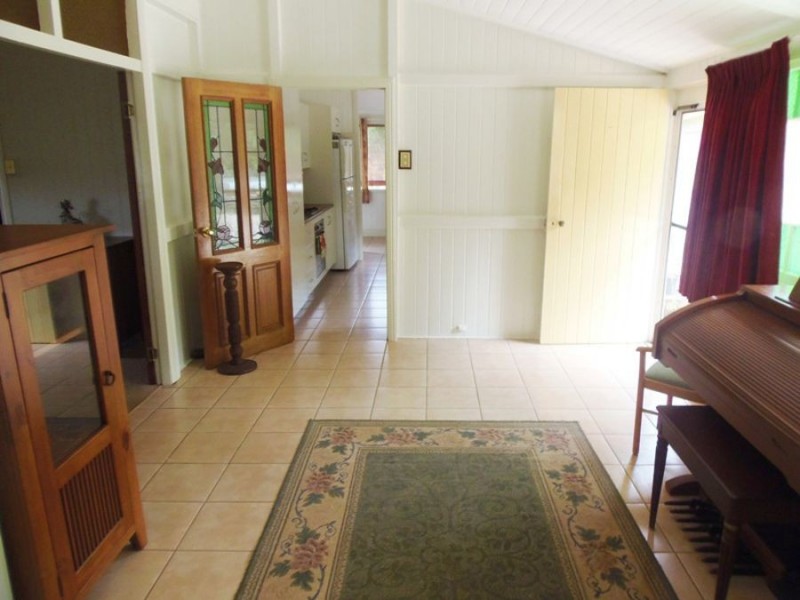 271 Sandy Creek Road, North Deep Creek QLD 4570