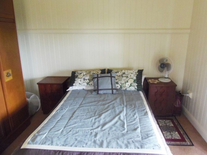 271 Sandy Creek Road, North Deep Creek QLD 4570