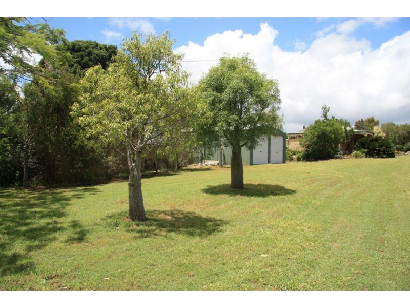 Canina QLD 4570