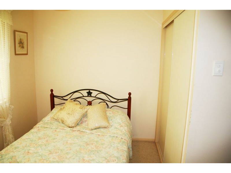 Canina QLD 4570