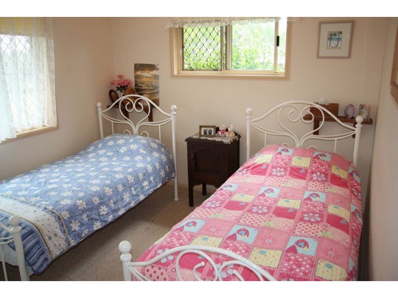 Canina QLD 4570