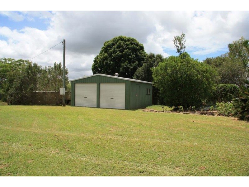 Canina QLD 4570
