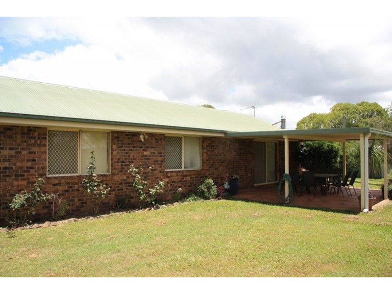 Canina QLD 4570