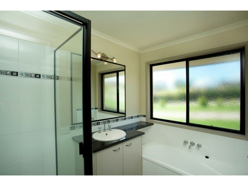 29 Willow Grove Road, Southside QLD 4570