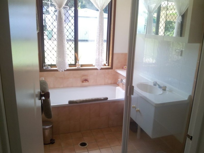 12 Ann Street, Cooran QLD 4569