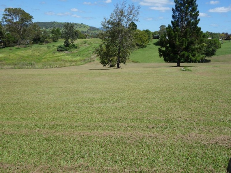 68 Panorama Drive, The Dawn QLD 4570