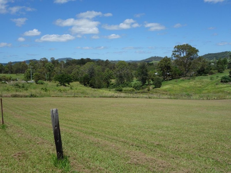 68 Panorama Drive, The Dawn QLD 4570