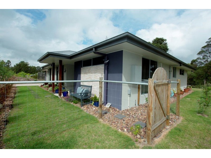 4 Brianna Court, Araluen QLD 4570