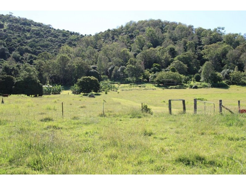 Goomboorian QLD 4570