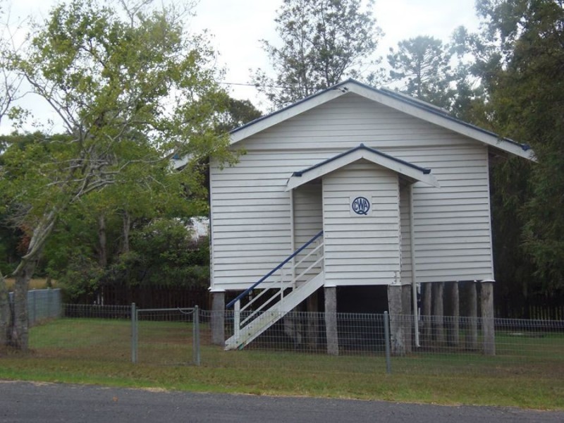 8 Chamberlain Street, Woolooga QLD 4570
