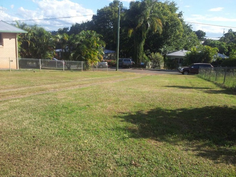25 Crown Road, Gympie QLD 4570