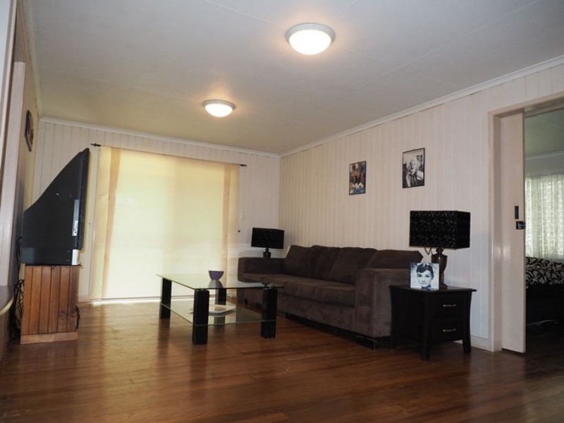 35 Bligh Street, Kilkivan QLD 4600