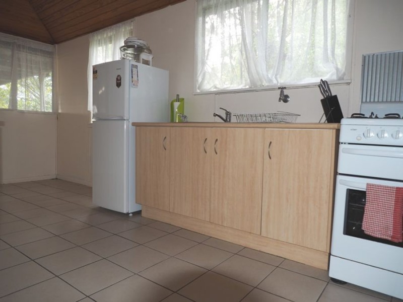 35 Bligh Street, Kilkivan QLD 4600