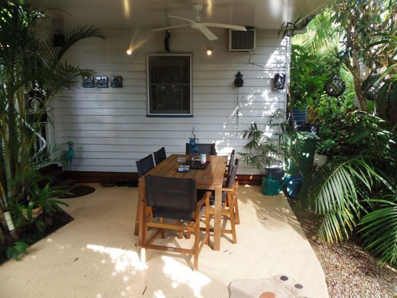 12 Exhibition Road, Southside QLD 4570