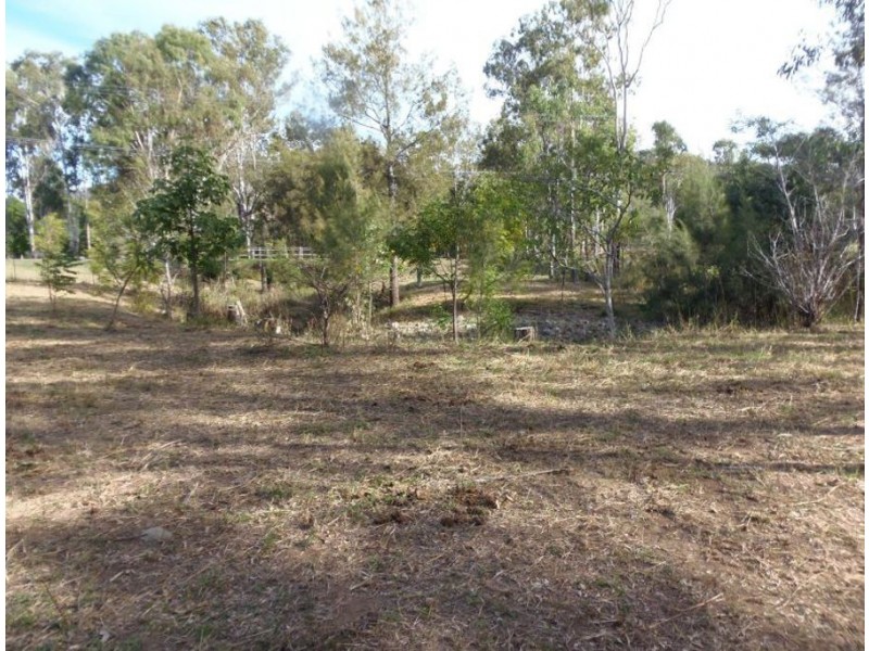 36 Bligh Street, Kilkivan QLD 4600