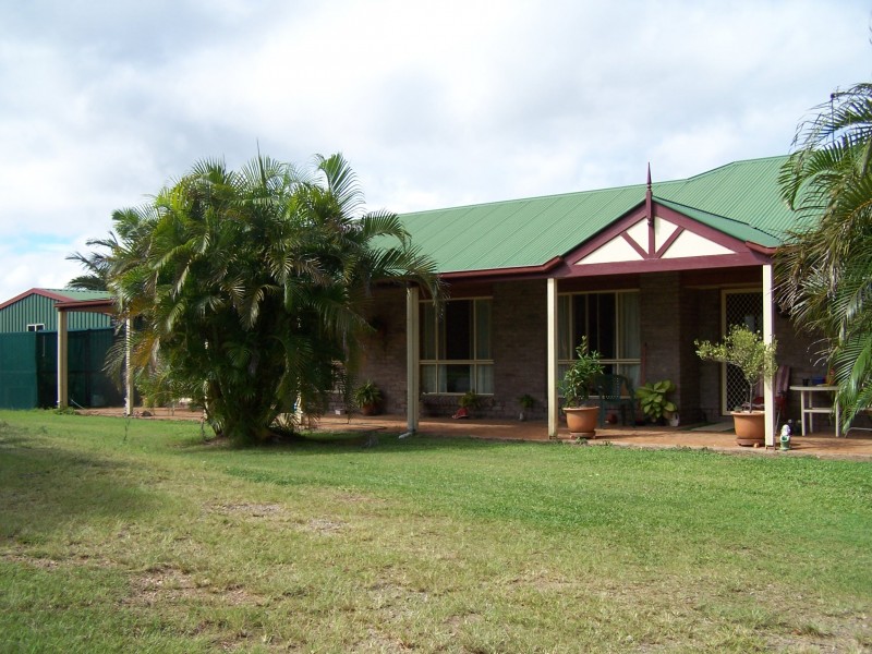 Canina QLD 4570