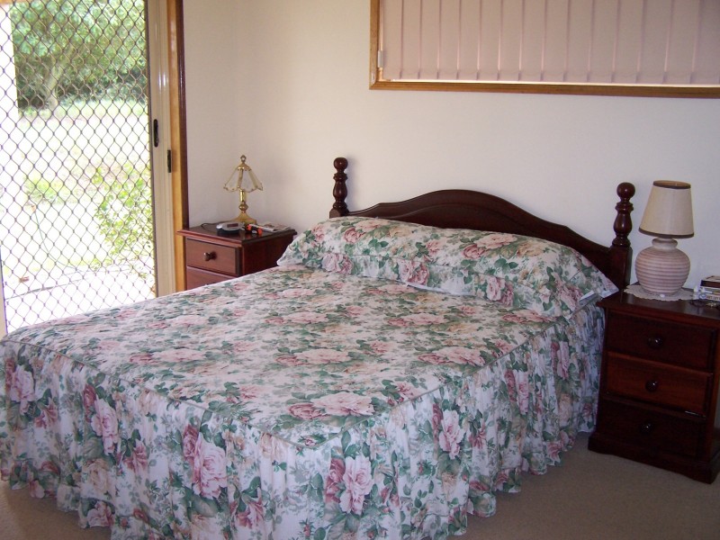 Canina QLD 4570