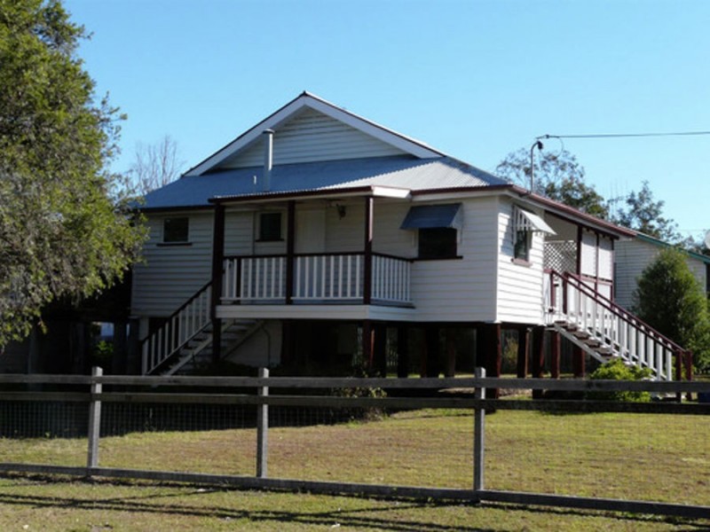 206 Oakview Road, Oakview QLD 4600