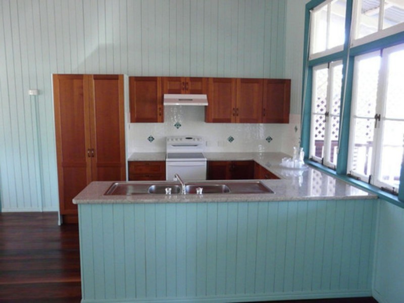 206 Oakview Road, Oakview QLD 4600