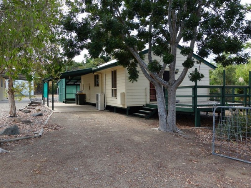 9 Council St, Kilkivan QLD 4600