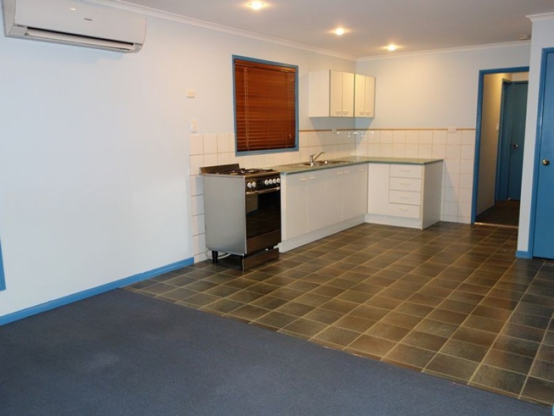 9 Council St, Kilkivan QLD 4600