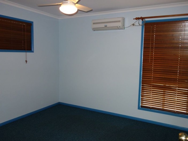 9 Council St, Kilkivan QLD 4600