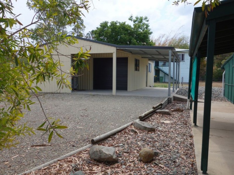 9 Council St, Kilkivan QLD 4600