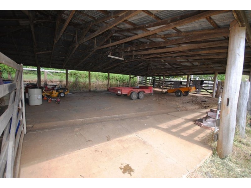 Goomboorian QLD 4570